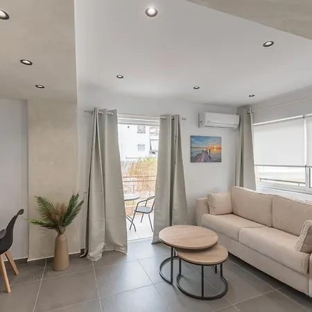 South Metro Apartment *